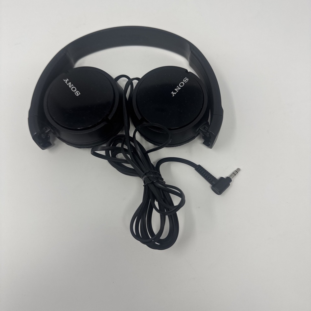 Sony Foldable Over Ear Headphones 108-0075 Walkman Music Black FREE S/H